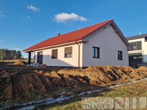 Představujeme Vám k prodeji moderní úspornou novostavbu rodinného domu