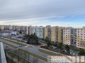 Nabízíme pronájem velmi krásného a prostorného bytu 3+1