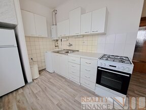 Pronájem bytu 2+1 + komora v klidné lokalitě