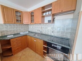 Nabízíme k pronájmu krásný byt 2+KK 48 m2, v obci Tlučná