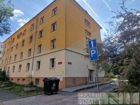 Nabízíme k prodeji byt 1+1 v Plzni na Slovanech ulice Blatenská