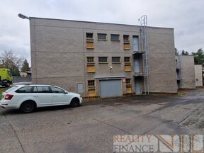 Garáž v garážovém domě na Doubravce